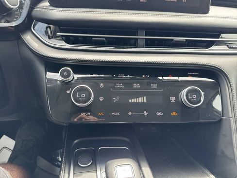 Used 2023 INFINITI QX60 Pure AWD/4WD image 25