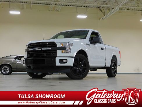 Used 2017 Ford F150 XL w/ Equipment Group 101A Mid image 1