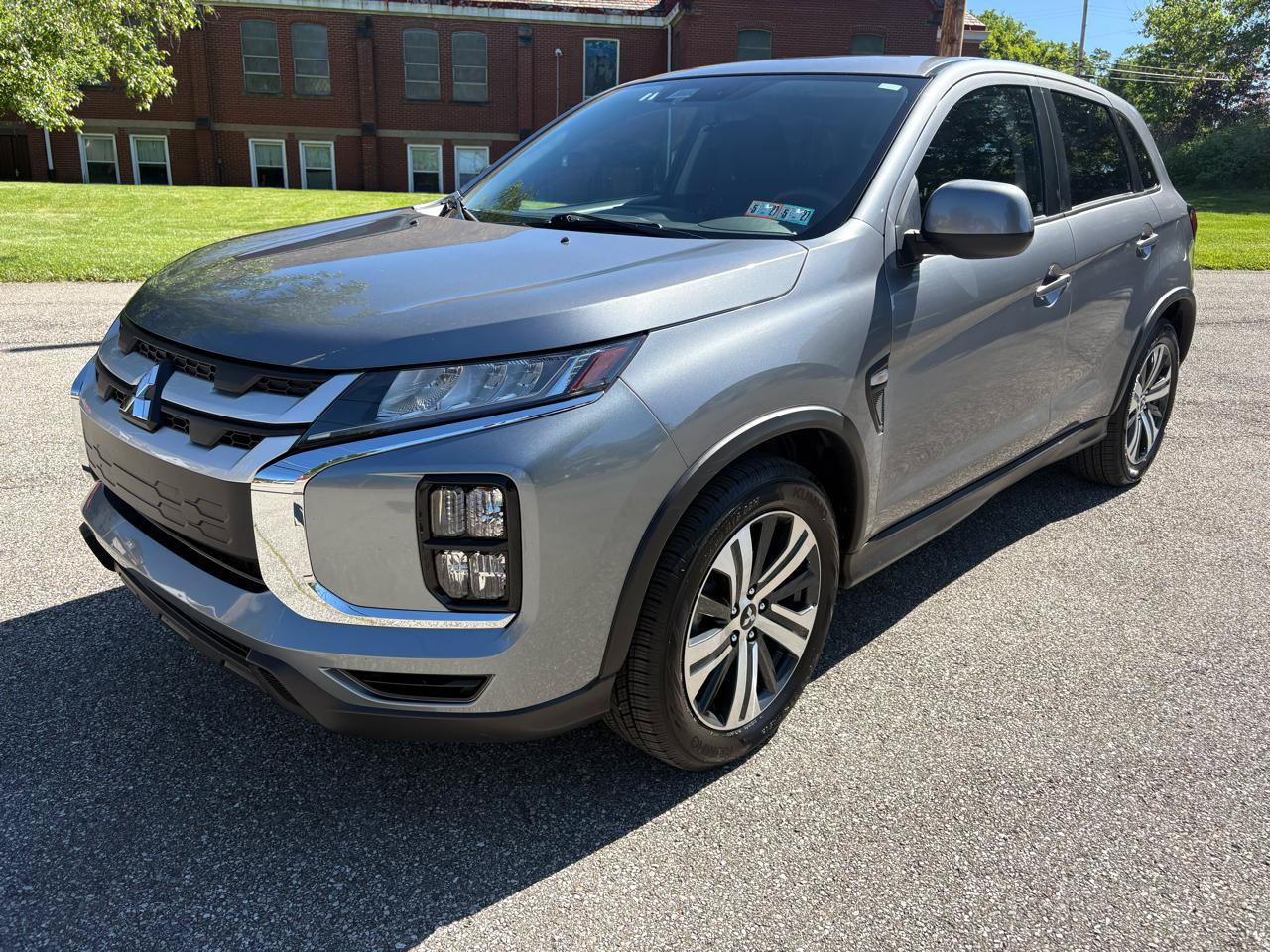 Used 2024 Mitsubishi Outlander Sport ES AWD/4WD image 3
