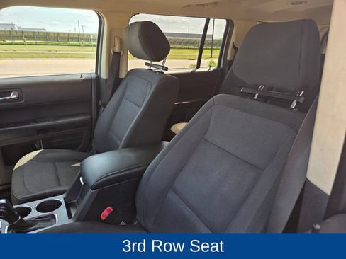 Used 2018 Ford Flex SE FWD image 13