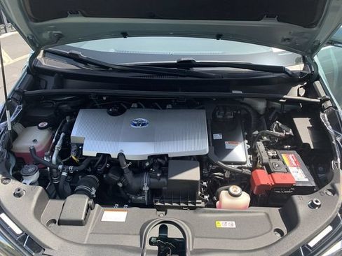 Used 2019 Toyota Prius XLE FWD image 16
