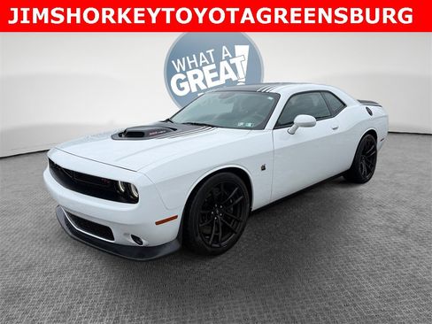 Used 2022 Dodge Challenger R/T Scat Pack w/ Shaker Package image 8