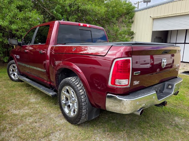 Used 2017 RAM 1500 Laramie w/ Convenience Group AWD/4WD image 4