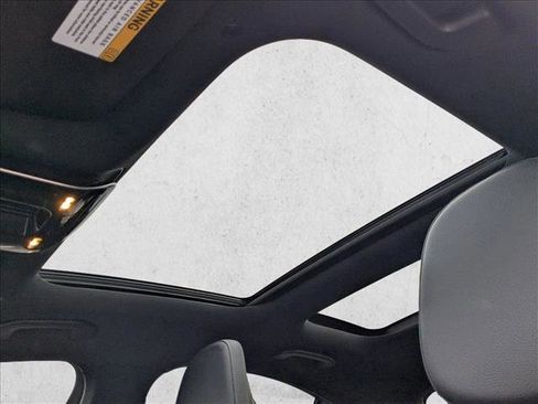 Used 2023 Mercedes-Benz C 300 Sedan image 18