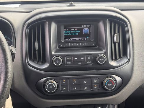 Used 2016 Chevrolet Colorado W/T RWD image 19