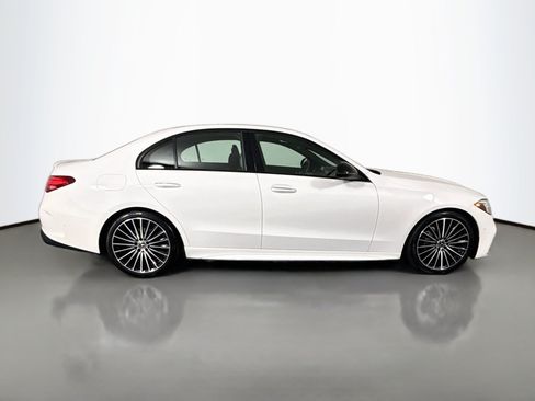 Used 2022 Mercedes-Benz C 300 4MATIC Sedan w/ Pinnacle Trim Package image 11