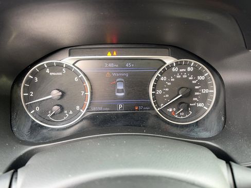 Used 2024 Nissan Altima 2.5 SR w/ SR Premium Package image 18