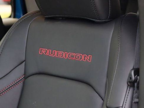 New 2025 Jeep Gladiator Rubicon w/ Safety Group image 17