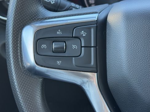 Used 2025 Chevrolet Blazer LT image 16