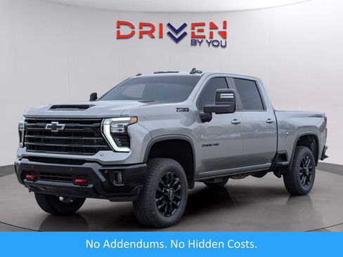 Used 2025 Chevrolet Silverado 2500 LT w/ Trail Boss Package image 1