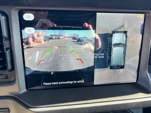 New 2025 Ford Bronco Badlands image 12