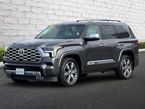 Used 2023 Toyota Sequoia Capstone image 8