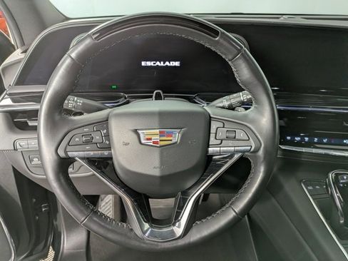 Certified 2024 Cadillac Escalade Sport image 22