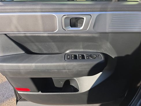 Used 2024 Hyundai Santa Fe SE image 27