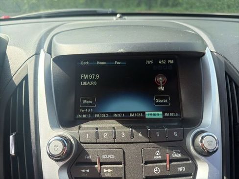 Used 2017 Chevrolet Equinox LT w/ Convenience Package FWD image 22