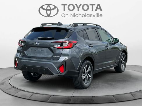 Used 2024 Subaru Crosstrek 2.0i Premium AWD/4WD image 5