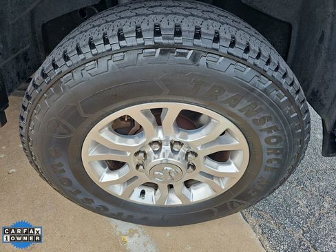 Used 2018 RAM 2500 Laramie w/ Convenience Group AWD/4WD image 3