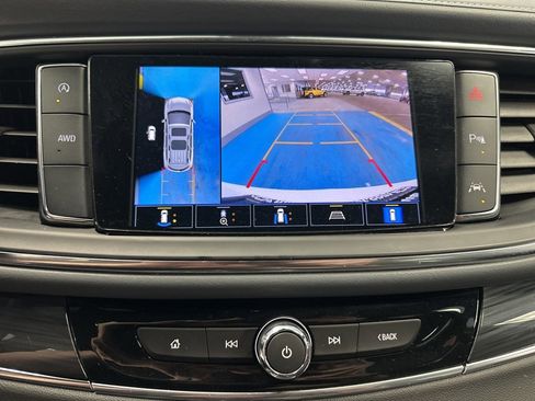 Certified 2024 Buick Enclave Premium image 33