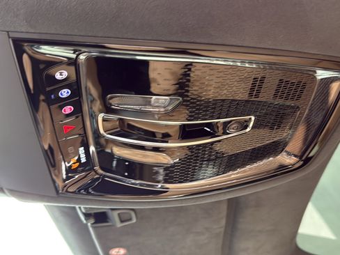 Certified 2026 Cadillac Escalade IQ Sport 2 w/ LPO, ONYX Package AWD/4WD image 26
