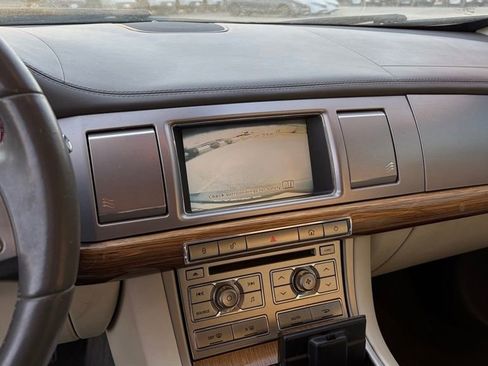 Used 2009 Jaguar XF Premium image 20