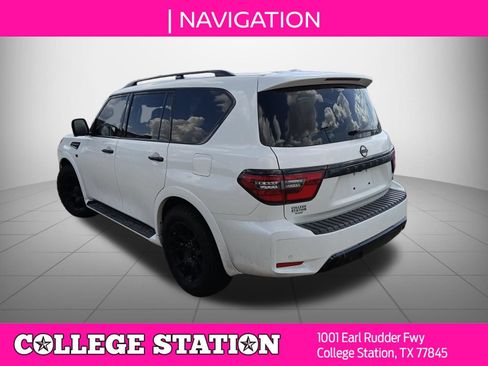 Used 2021 Nissan Armada SL w/ Midnight Edition Package RWD image 4