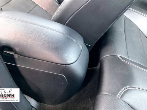 Used 2018 Ford Mustang GT Premium image 32