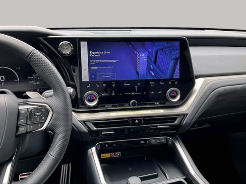 New 2026 Lexus TX 500h AWD image 6