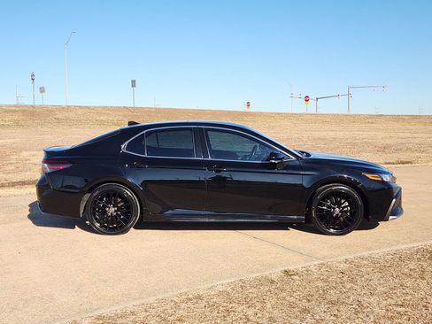 Used 2023 Toyota Camry XSE w/ Navigation Package image 7