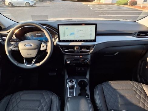 Used 2024 Ford Escape SE w/ PHEV Premium Package FWD image 11