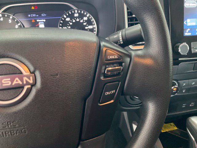 Used 2022 Nissan Frontier SV AWD/4WD image 10