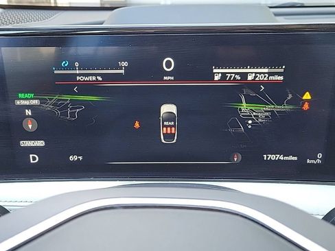 Used 2024 Nissan Ariya AWD image 22