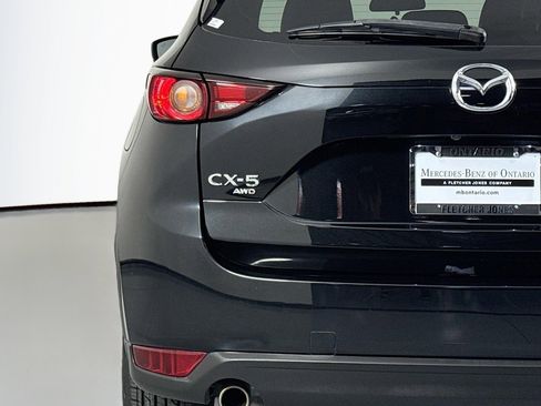 Used 2021 MAZDA CX-5 Touring image 14