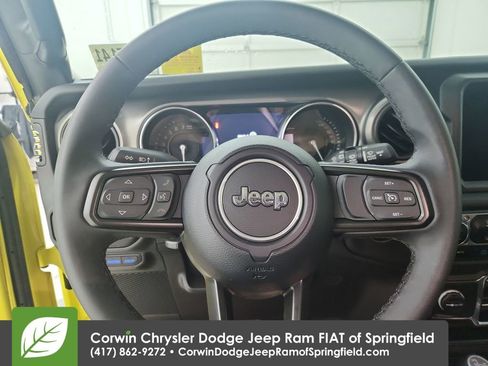 Used 2023 Jeep Wrangler Unlimited w/ 8.4" Radio Group AWD/4WD image 13