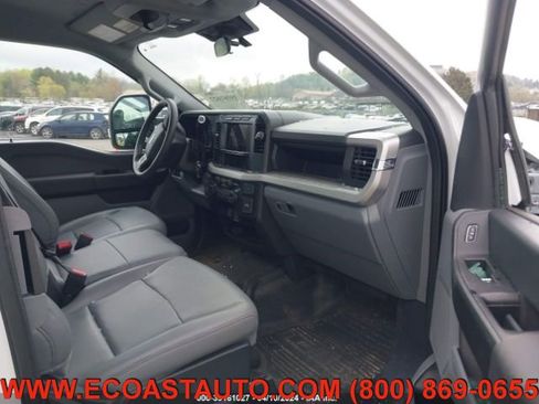 Used 2023 Ford F250 XL w/ Snow Plow Prep Package image 10