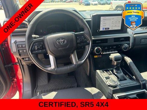 Certified 2025 Toyota Tacoma SR5 AWD/4WD image 16