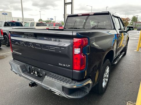 Used 2023 Chevrolet Silverado 1500 LT AWD/4WD image 5