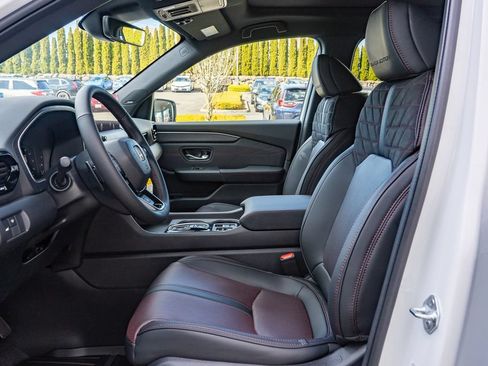 New 2026 Honda Pilot Black Edition image 29