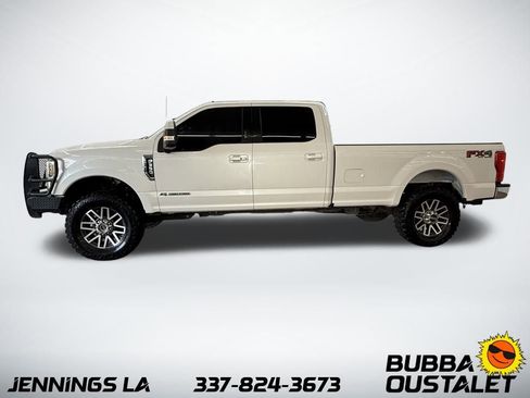 Used 2018 Ford F350 Lariat w/ Lariat Ultimate Package image 3