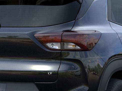 New 2026 Chevrolet TrailBlazer LT w/ Driver Confidence Package FWD image 11