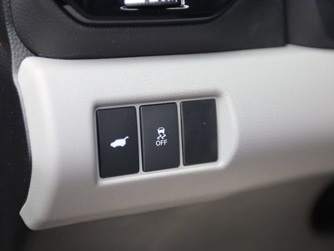 Used 2025 Honda Pilot EX-L image 15