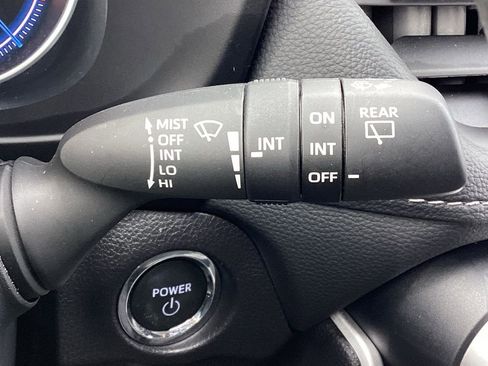 Used 2025 Toyota RAV4 XLE image 24