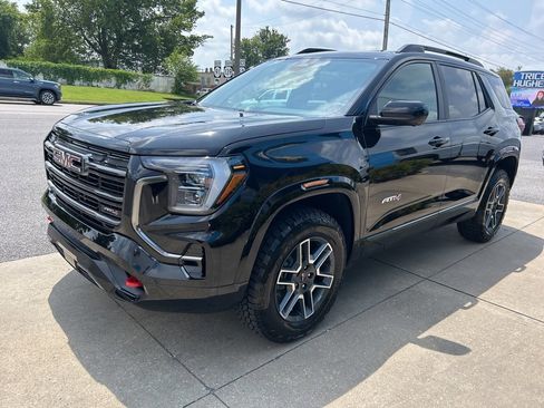 New 2026 GMC Terrain AT4 w/ Technology Package II image 4