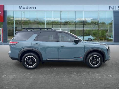 Used 2026 Nissan Pathfinder Rock Creek w/ Rock Creek Premium Package AWD/4WD image 4
