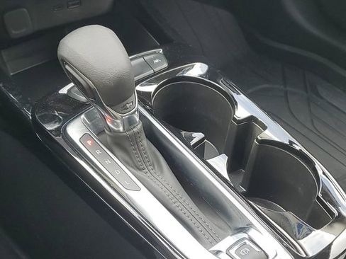 Used 2024 Chevrolet Trax LT w/ Driver Confidence Package image 15