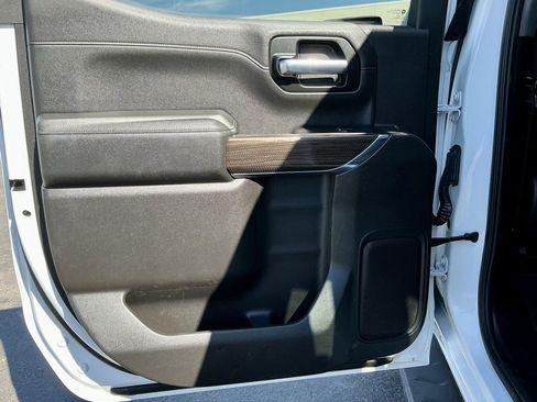 Used 2019 Chevrolet Silverado 1500 LT Trail Boss image 32