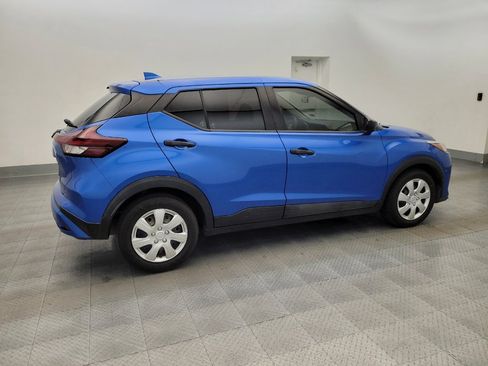 Used 2021 Nissan Kicks S FWD image 10