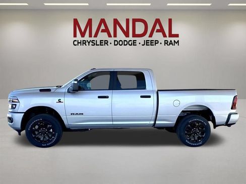New 2026 RAM 2500 Big Horn AWD/4WD image 9