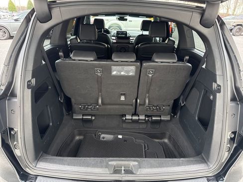 Used 2023 Honda Odyssey Sport image 11