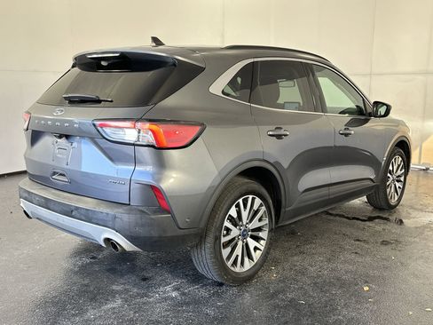 Used 2021 Ford Escape Titanium image 11