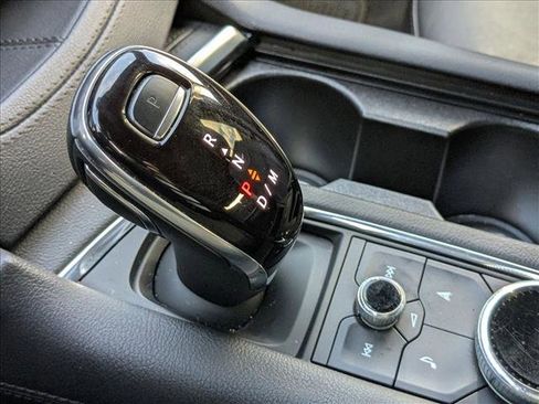 Used 2021 Cadillac XT5 Premium Luxury image 13